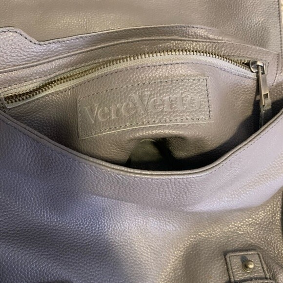 - Anthropologie VERO Verto Gray Pebbled Leather Convertible Messenger Back… main image 5